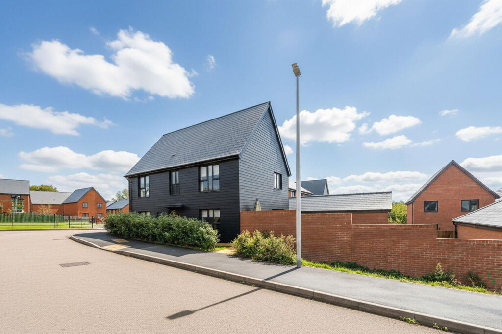 Main image of property: St Marys Grove, Nailsea, BS48 4PP