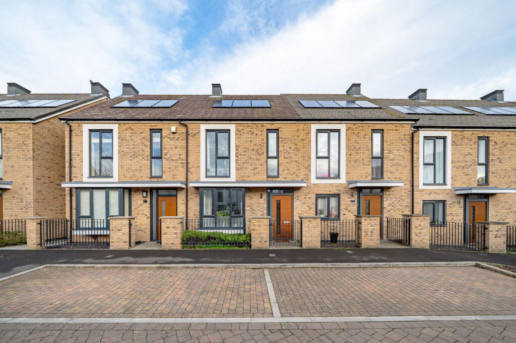 Main image of property: Garland Avenue, Locking, Weston-super-Mare, BS24 7JQ