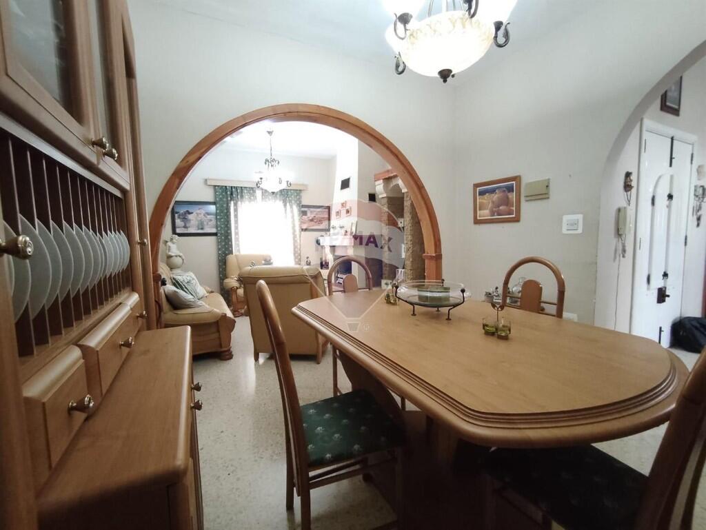 Main image of property: Fgura