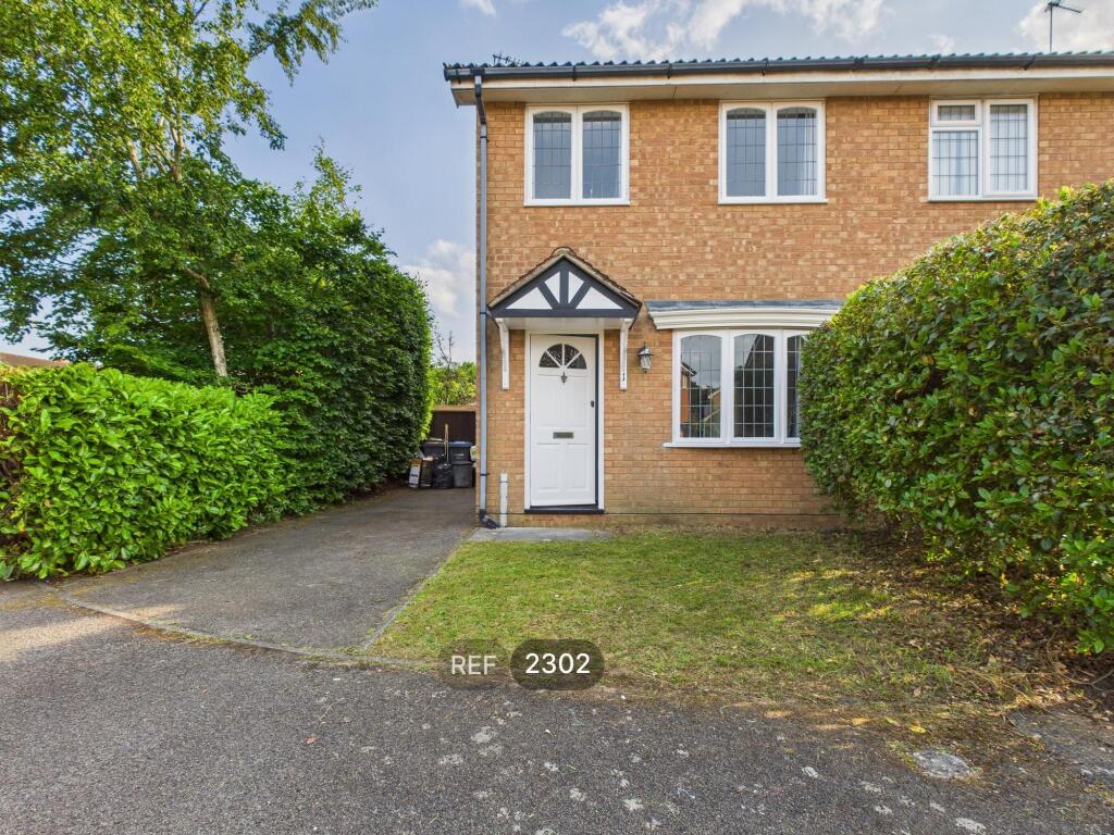 Main image of property: 1, Blackthorn Close, Ipswich, IP3 8SR