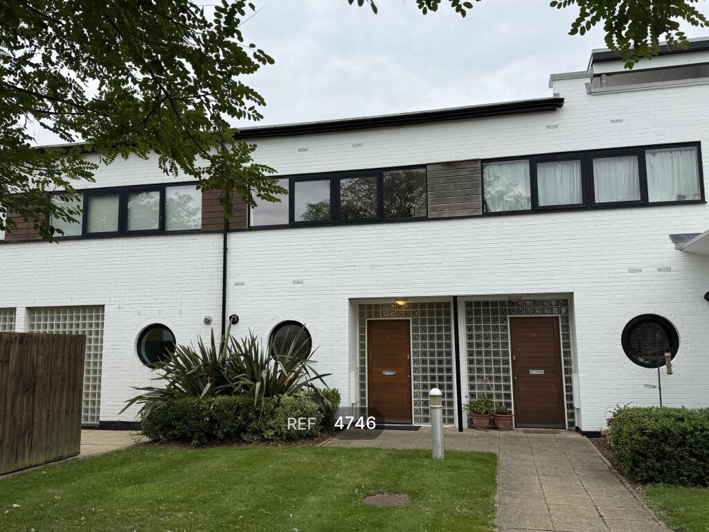 Main image of property: Witney close, Ipswich, Suffolk, IP3 9QF
