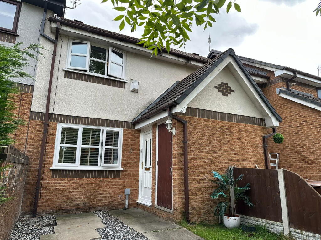 Main image of property: Chaffinch Close, Oldham, OL4 5PD