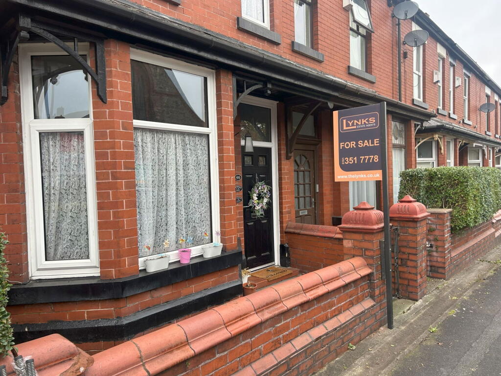 Main image of property: Lumn Road, Hyde, SK14 2RW