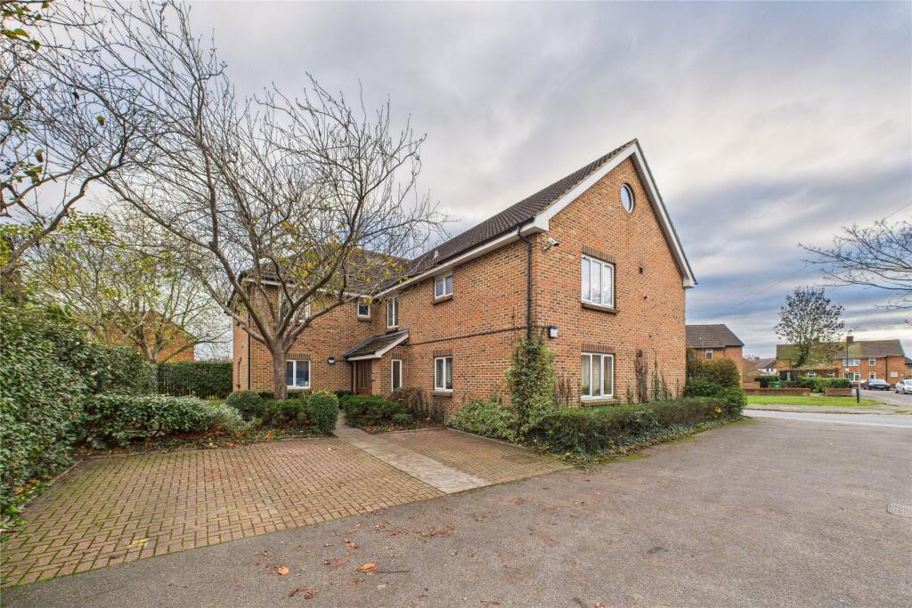 Main image of property: Drift Way, Colnbrook, Slough, Berkshire, SL3