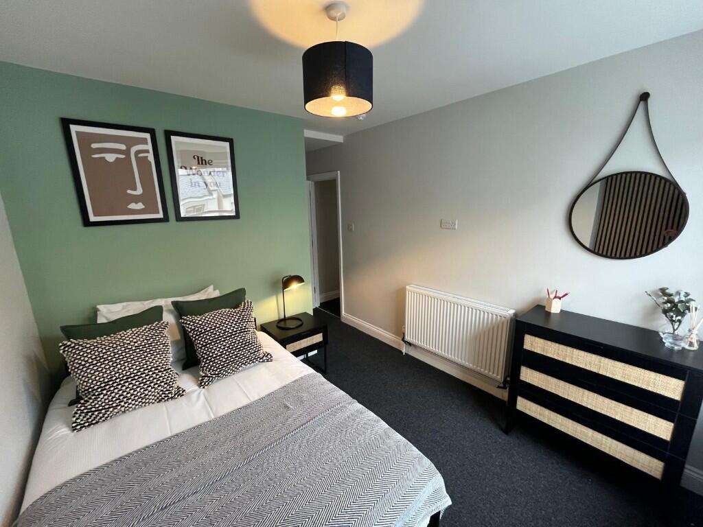 Main image of property: Sydenham Road, Bristol, BS6