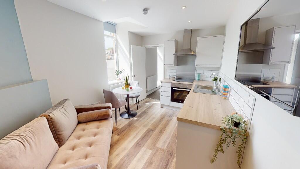 Main image of property: Whiteladies Road, Bristol, BS8