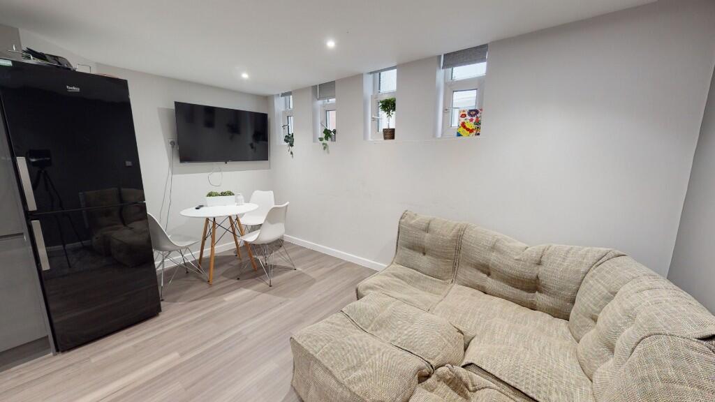 Main image of property: St. Mary Street, Cardiff(City), CF10