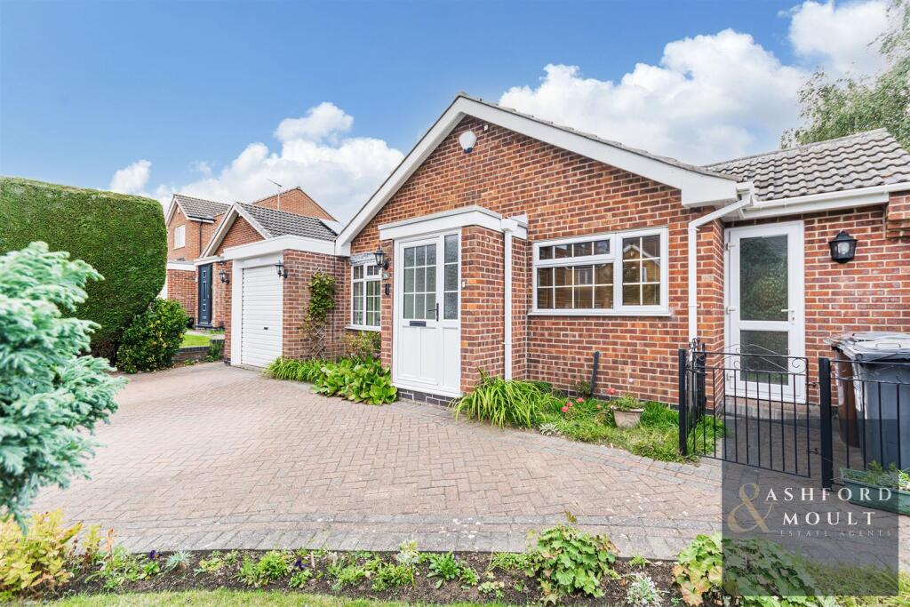 Main image of property: Longue Drive, Calverton, Nottingham