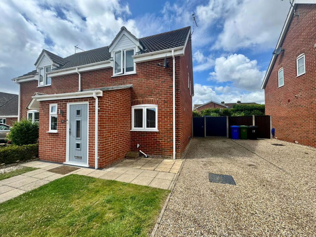 Main image of property: Pickwick Drive, Blundeston, Lowestoft, NR32 5BX