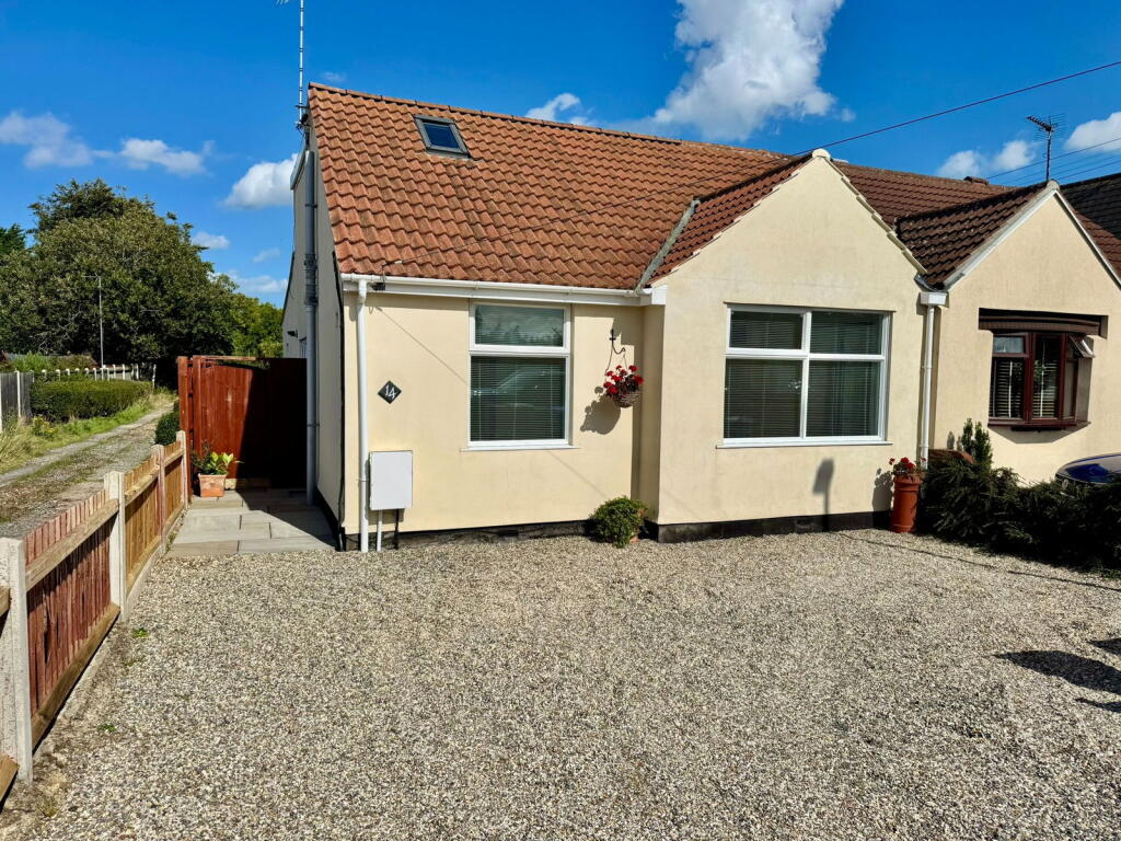Main image of property: Homefield Avenue, Lowestoft, NR33 9BT