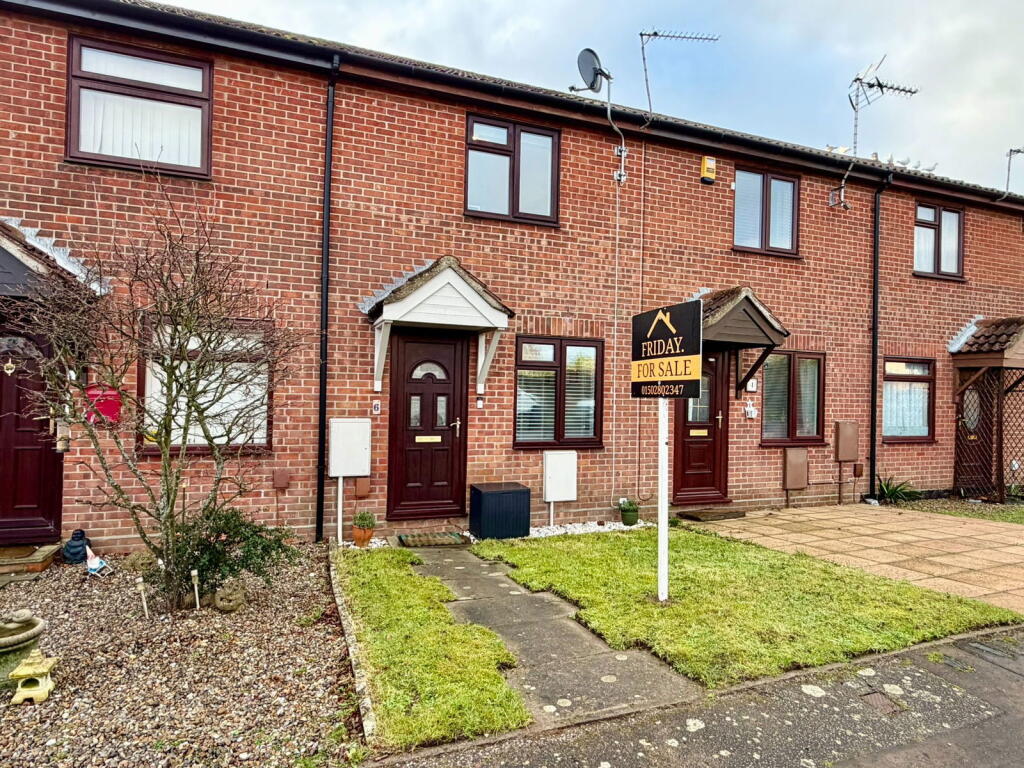 Main image of property: Sunnyfields, Lowestoft, NR33 9LL