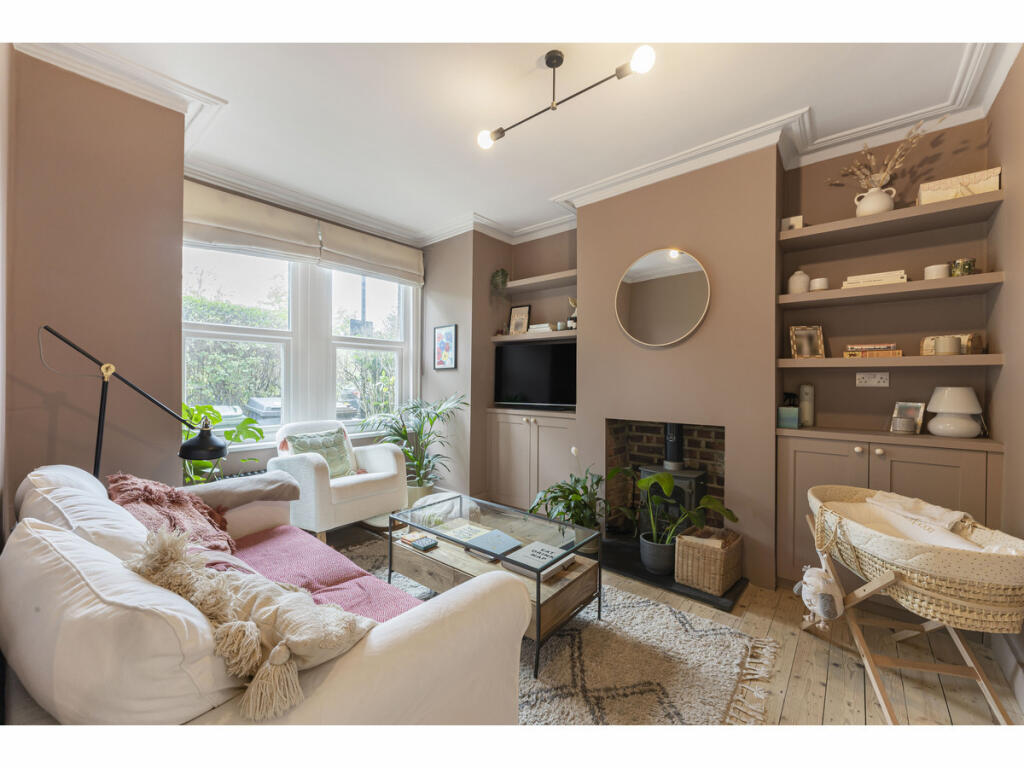 Main image of property: Winns Terrace, London, E17