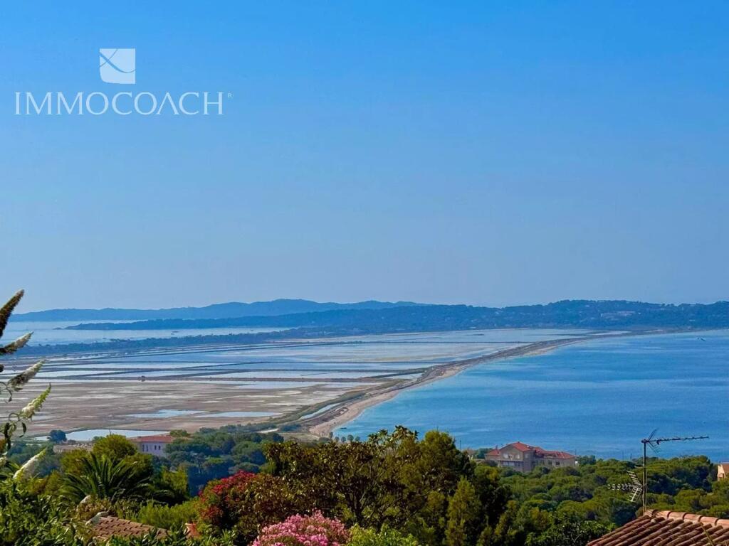 Main image of property: Provence-Alps-Cote d`Azur, Var, Hyères