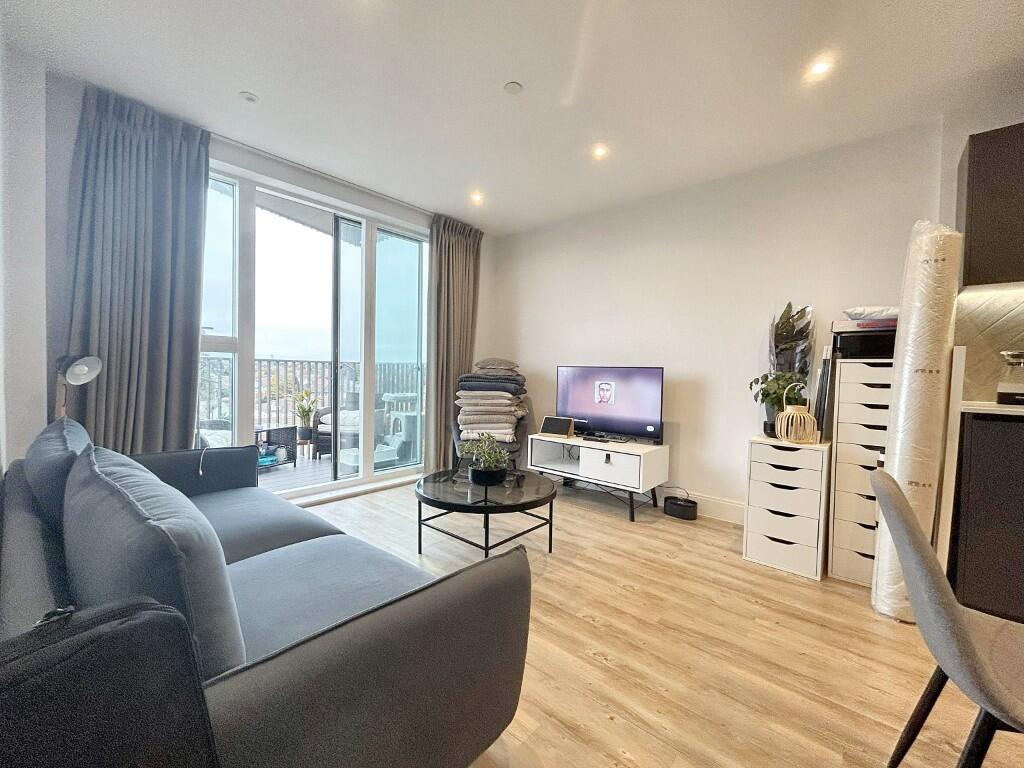 Main image of property: Artesian House, Memorial Avenue, Slough, Berkshire, SL1