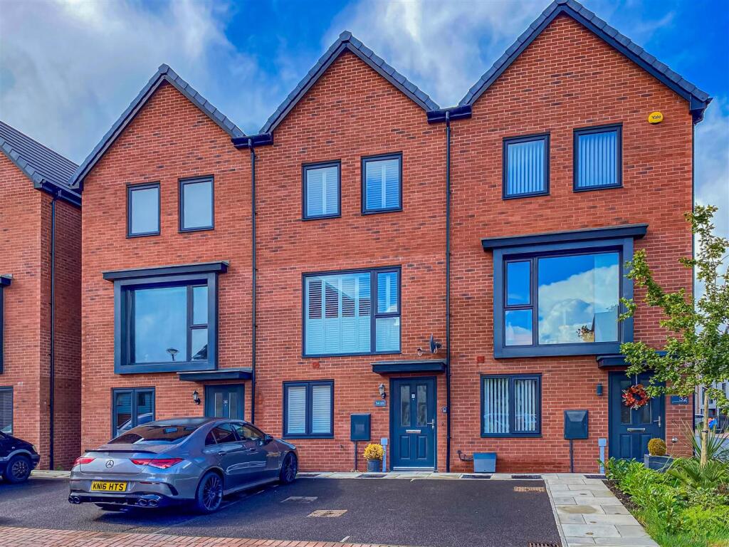 Main image of property: Ffordd Darwin, Barry