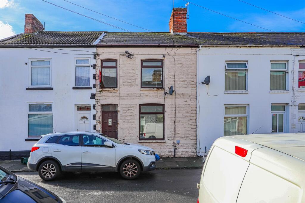 Main image of property: Chesterfield Street, Barry