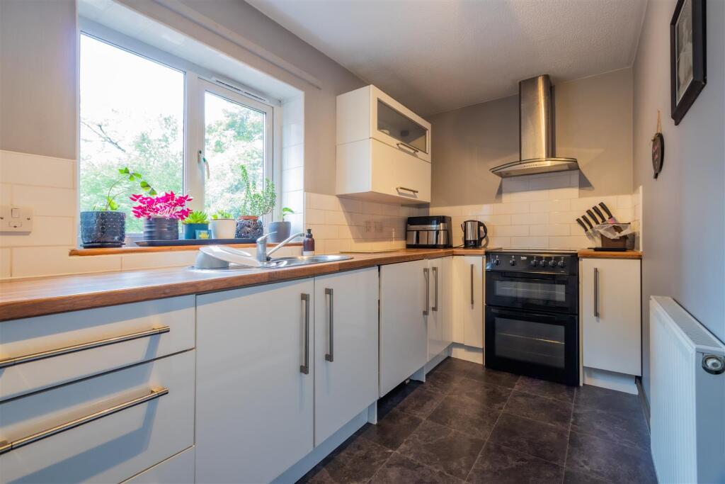 Main image of property: New Walls, Totterdown, Bristol