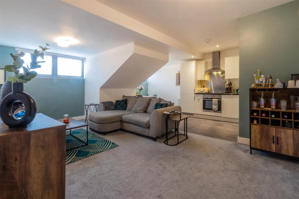 Main image of property: Boulevard View, Whitchurch Lane, Whitchurch, Bristol