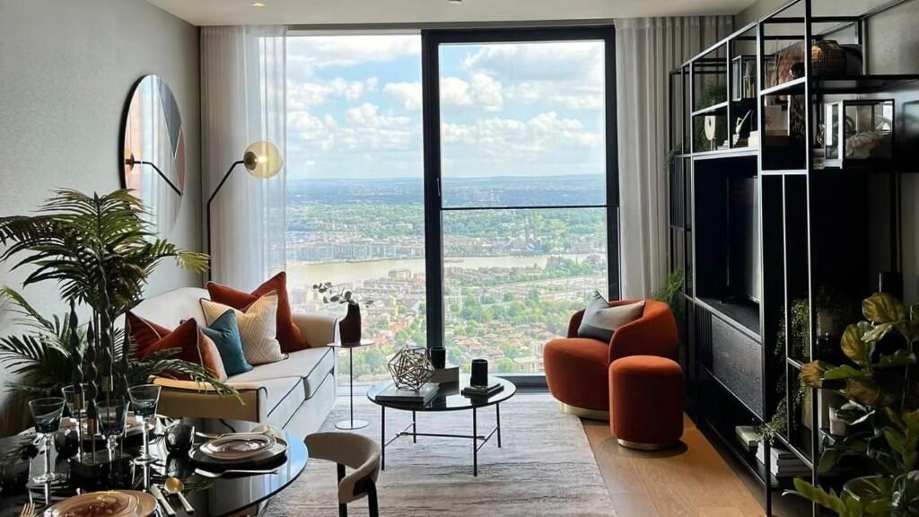 Main image of property: Marsh Wall, London, E14