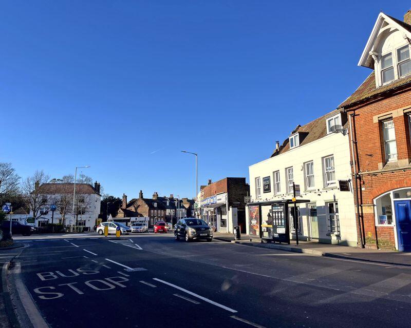 Main image of property: MAIN ROAD RESTAURANT / CAFÉ BUSINESS FOR SALE IN BUSY VILLAGE