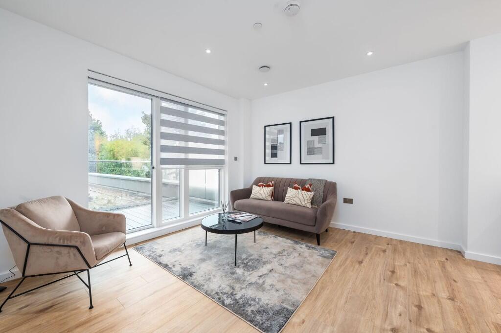 Main image of property: Flat 1 Rose House, Eastdown Park, London, SE13