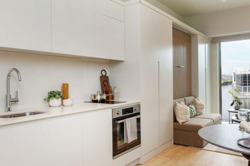 Main image of property: Selsdon Way, London, E14