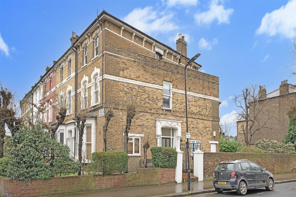 Main image of property: Stoke Newington Common, London
