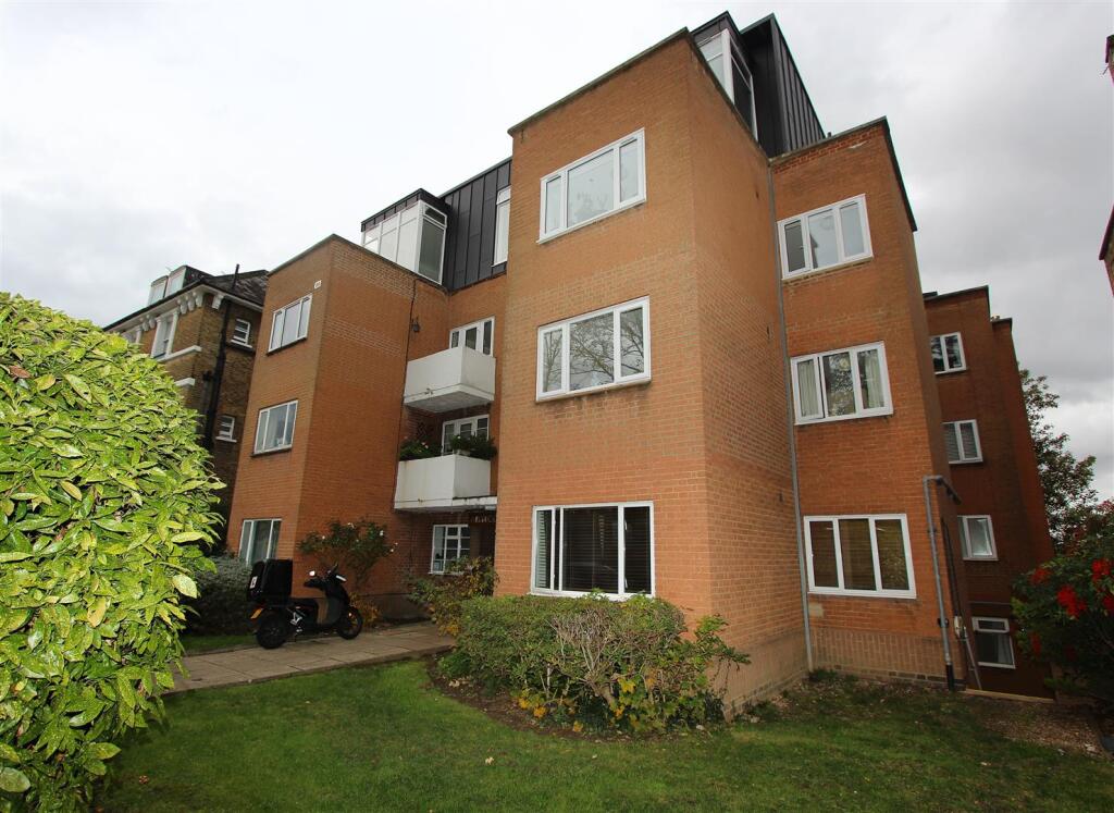 Main image of property: Crescent Road, London