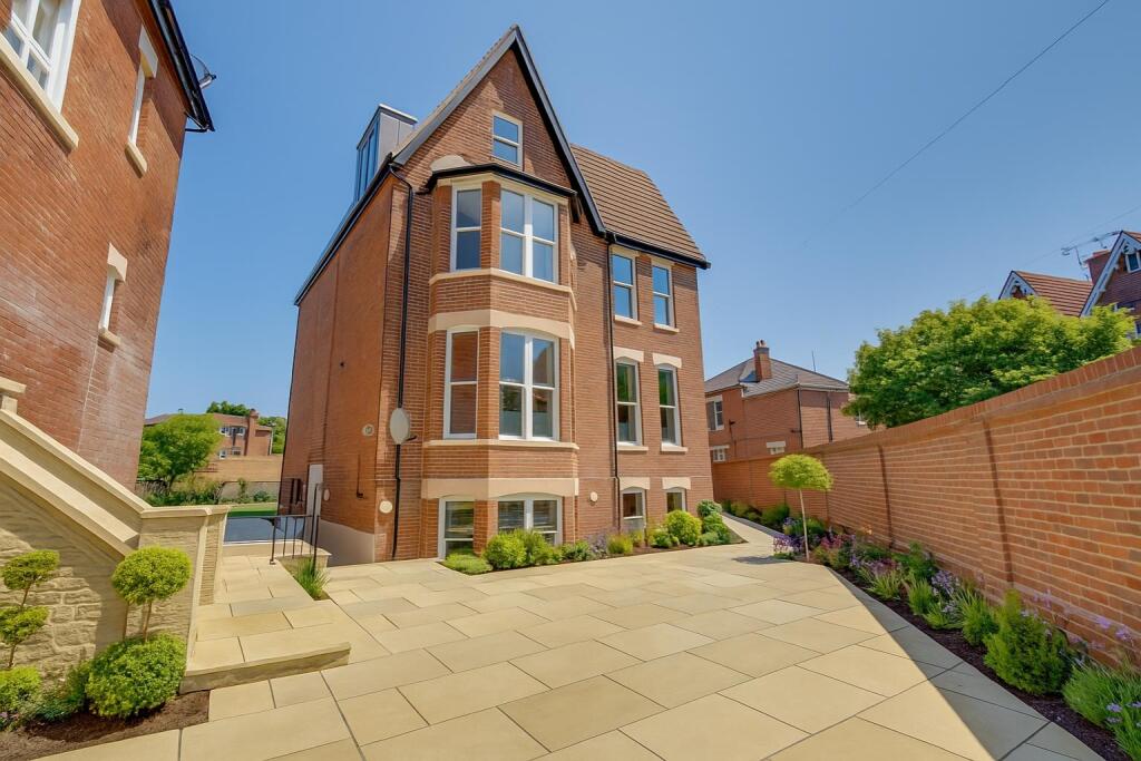 Main image of property: Grove Road South, Southsea