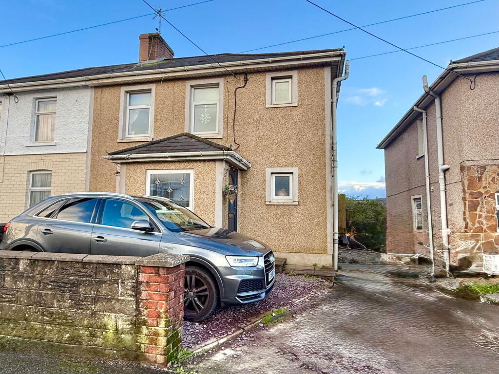 Main image of property: Marlas Road,Pyle,Bridgend,CF33 6AT