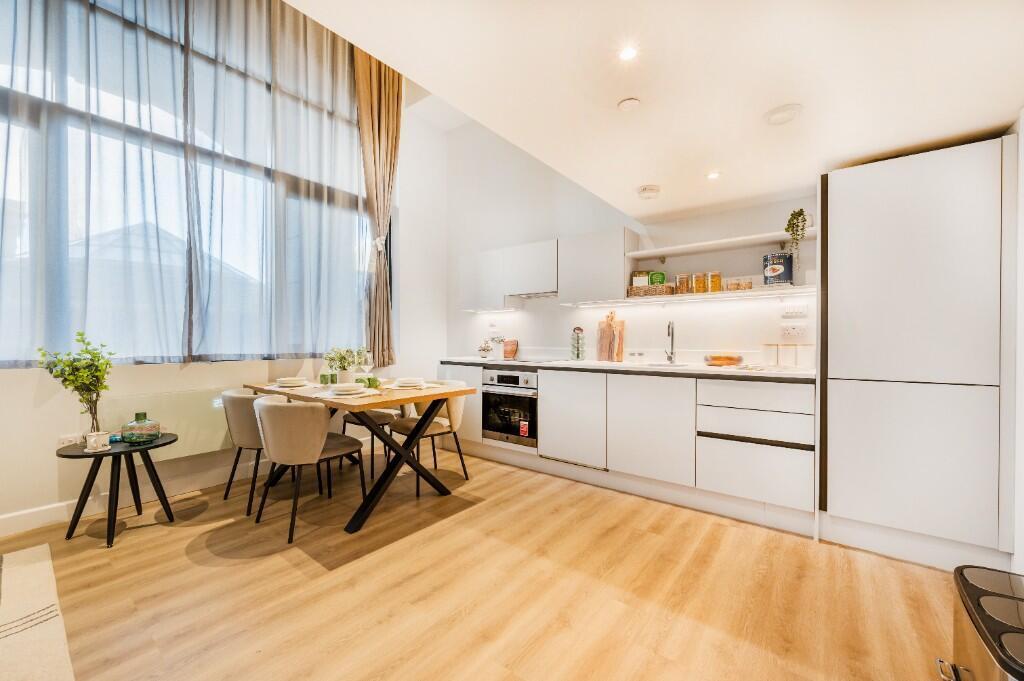 Main image of property: Anchorage Quay, Manchester, Greater Manchester, M50