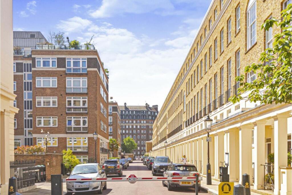 Main image of property: Nottingham Terrace, London, NW1