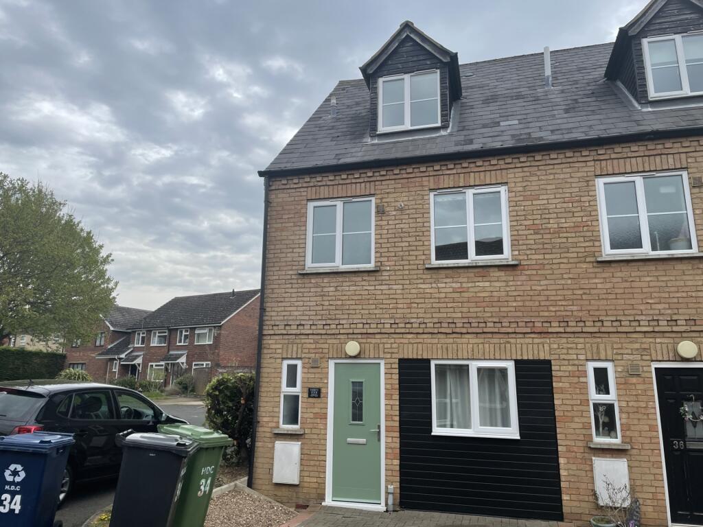 Main image of property: Squires Court, St Neots, Cambridgeshire