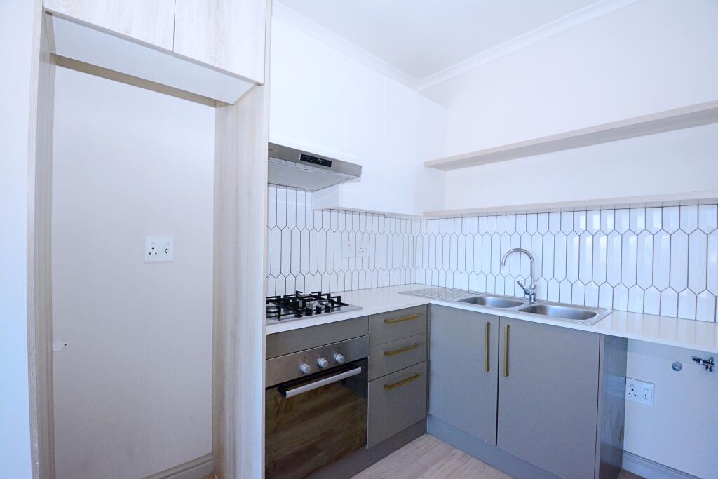 Main image of property: South Africa, Western Cape, Table View
