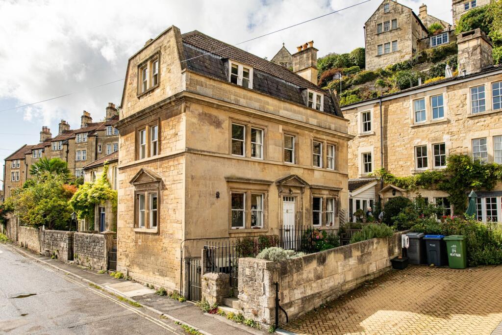 Main image of property: Newtown, Bradford-on-Avon, BA15