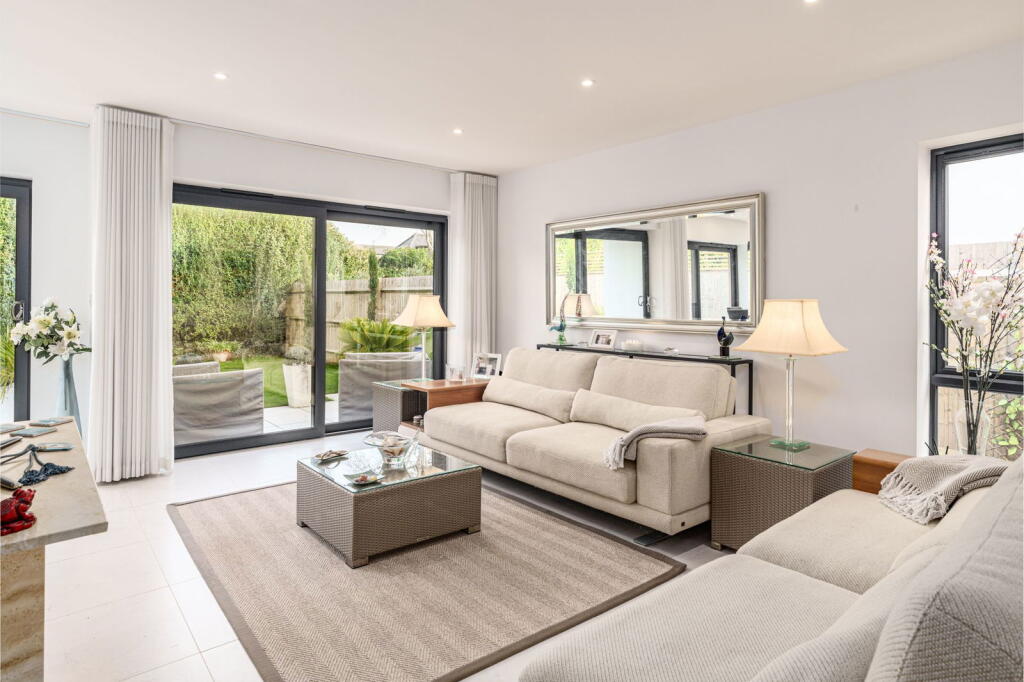 Additional image 2 of Pebble Lane, Ferring, West Sussex, BN12 5FB