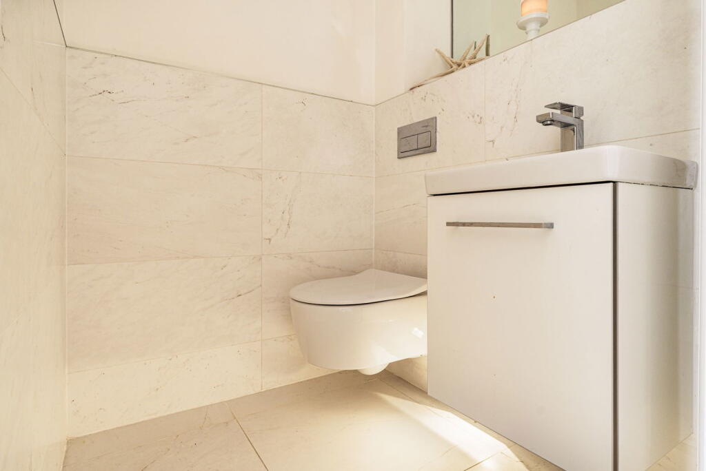 Additional image 15 of Pebble Lane, Ferring, West Sussex, BN12 5FB