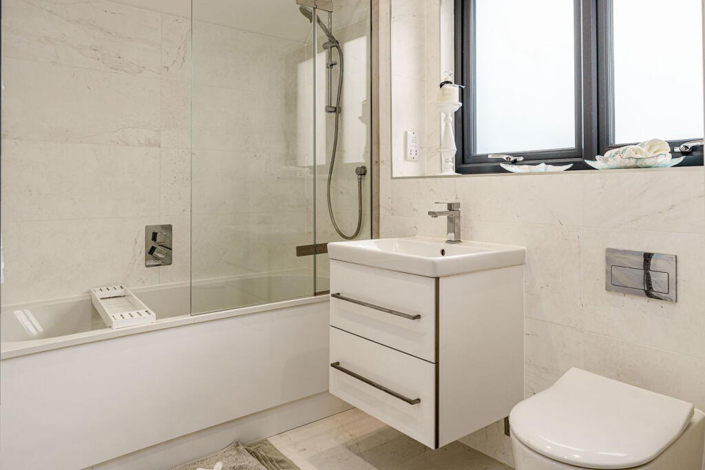 Additional image 21 of Pebble Lane, Ferring, West Sussex, BN12 5FB