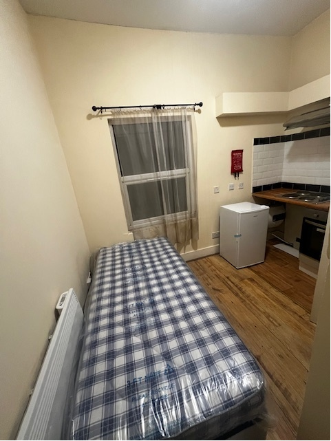 Main image of property: Green Lanes, London, N4