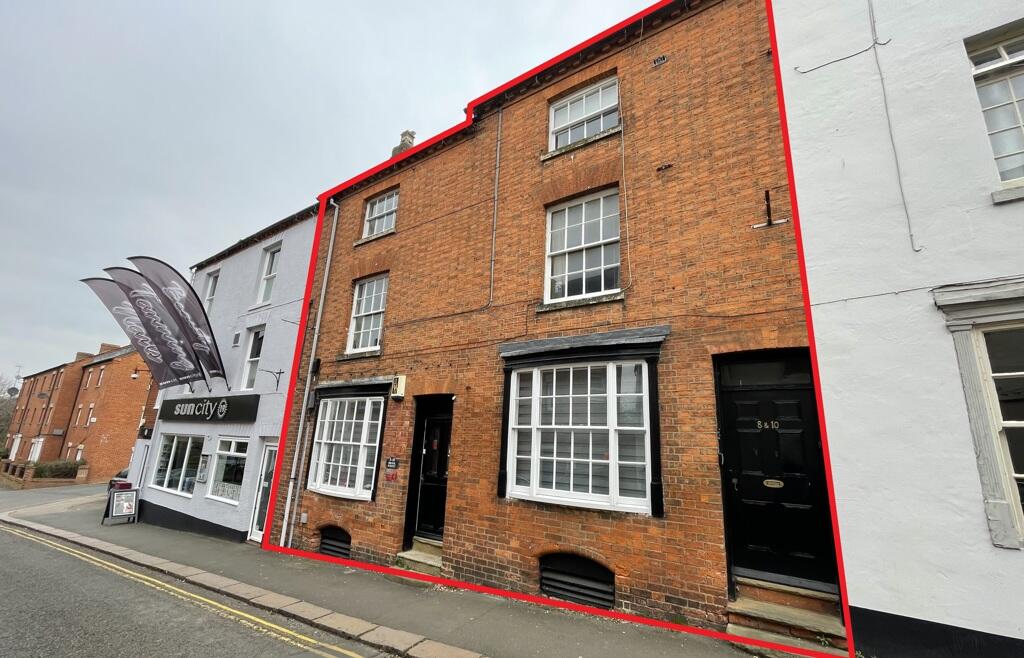 Main image of property: 8-10 Brook Street, Daventry, Northamptonshire, NN11