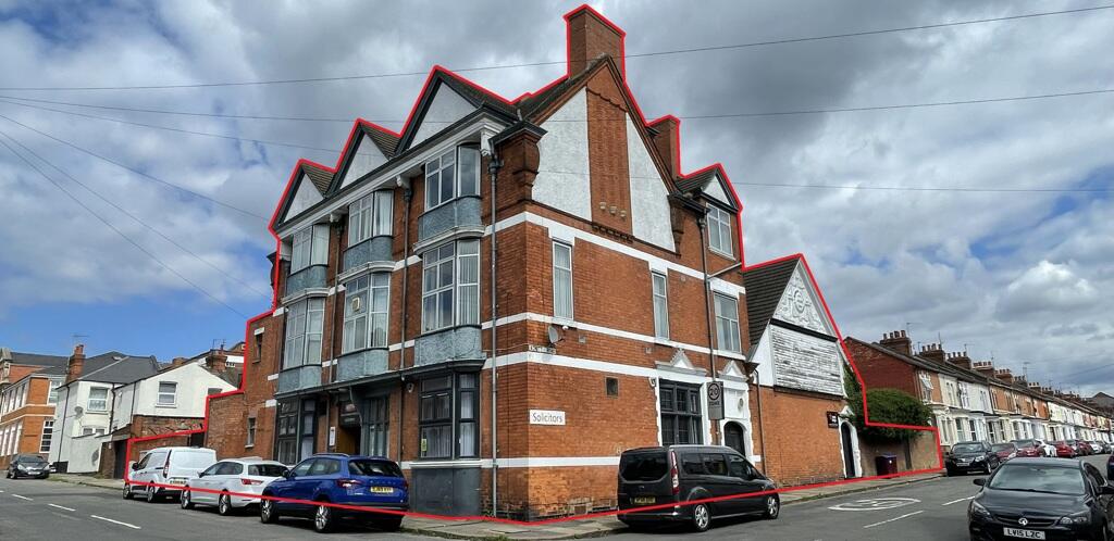 Main image of property: 110 Whitworth Road, Northampton, Northamptonshire, NN1