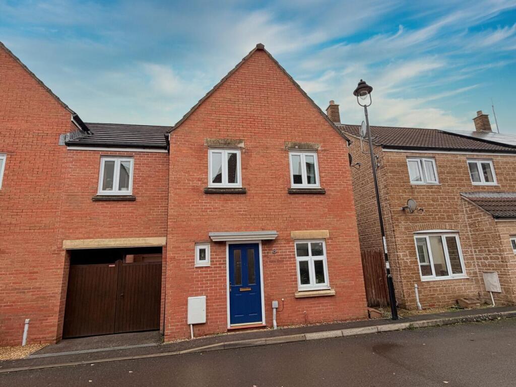 Main image of property: Wren Place, Gillingham