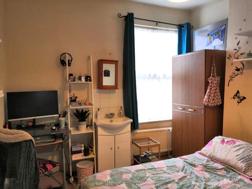 Main image of property: Sunny Room - Just Minutes from the Station Frome Road, London, N22