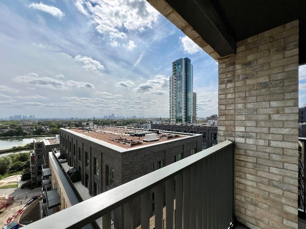 Main image of property: Dragonfly Walk, London, N4