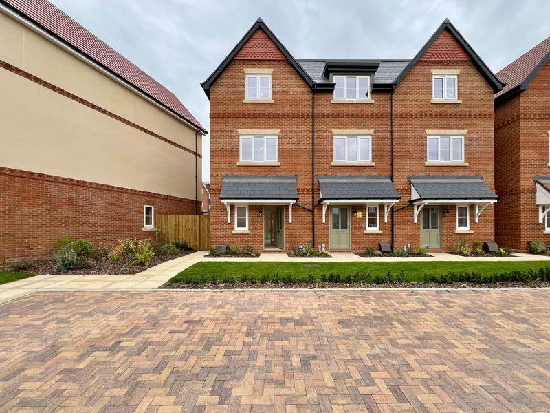 Main image of property: Barberry Road, High Wycombe, Buckinghamshire, HP10