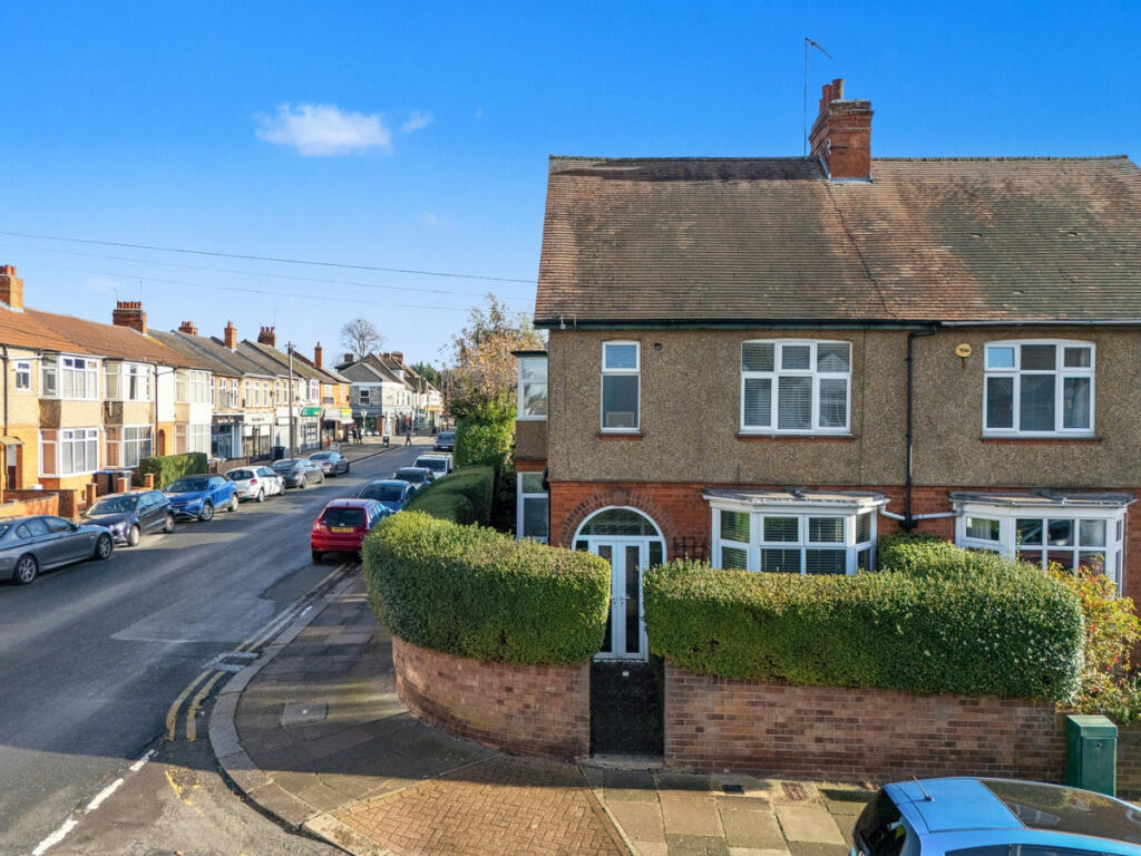 Main image of property: 46 Lime Avenue, Northampton NN3 2HB