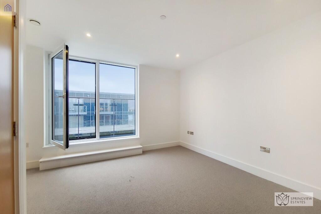 Main image of property: Hoopers Mews, London, W3