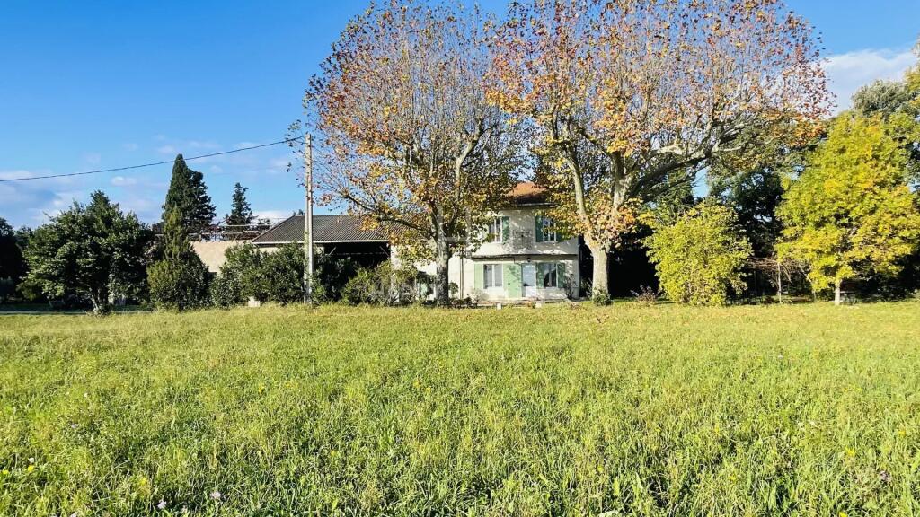 Main image of property: Provence-Alps-Cote d`Azur, Bouches-du-Rhône, Mouriès