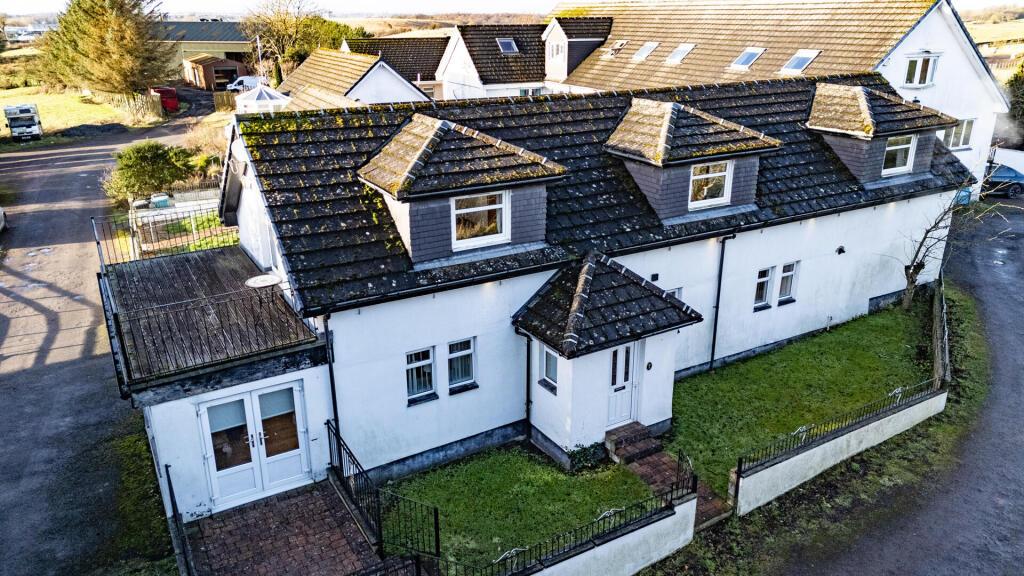 Main image of property: 5 Kippsbyre Farm, Glenmavis, Airdrie, ML6 0PJ