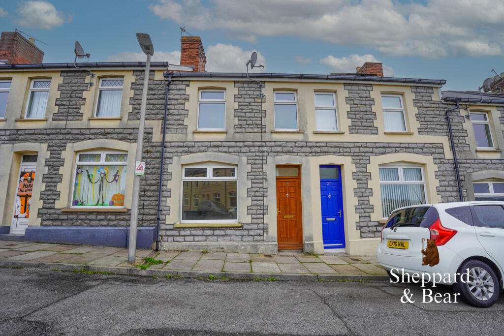 Main image of property: Coronation Street, Barry